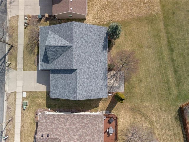 220 Red Birch Run, Madison, WI 53718