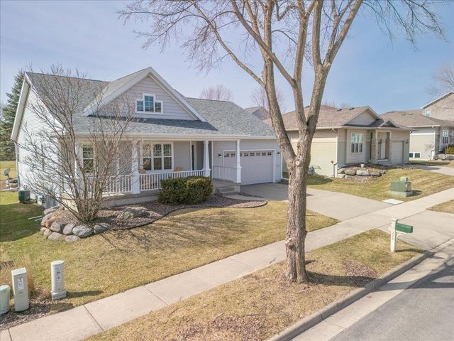 220 Red Birch Run, Madison, WI 53718