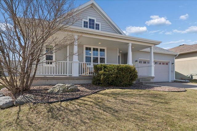 220 Red Birch Run, Madison, WI 53718