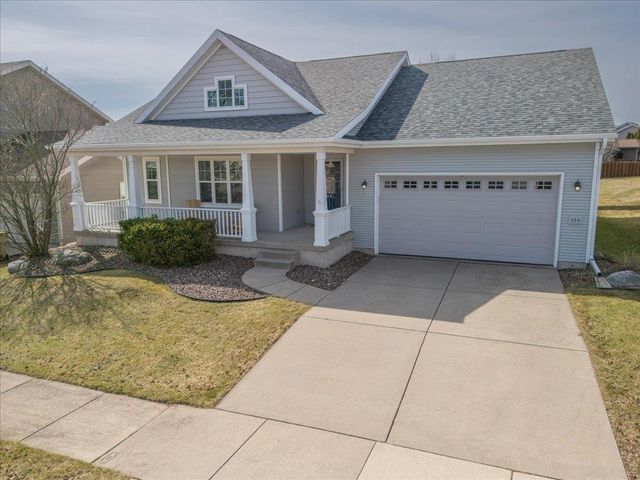 220 Red Birch Run, Madison, WI 53718