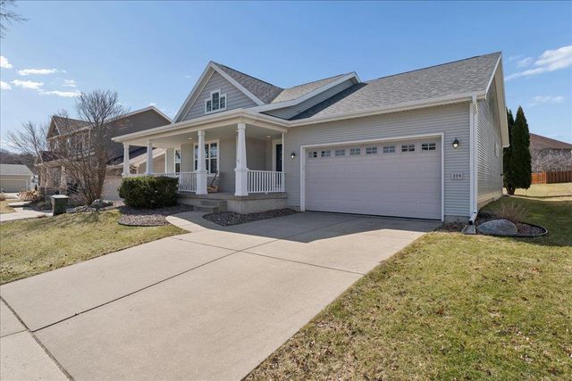220 Red Birch Run, Madison, WI 53718