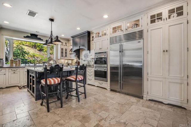 25120 Las Palmeras, Temecula, CA 92590