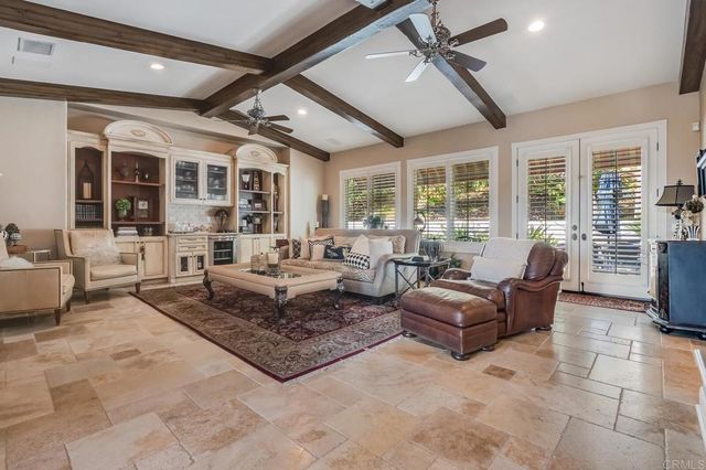 25120 Las Palmeras, Temecula, CA 92590