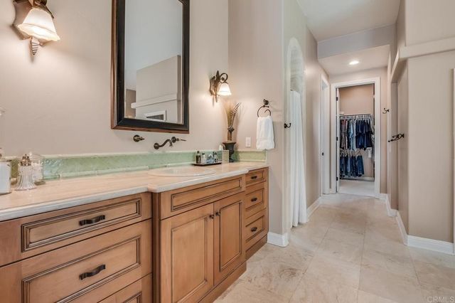 25120 Las Palmeras, Temecula, CA 92590
