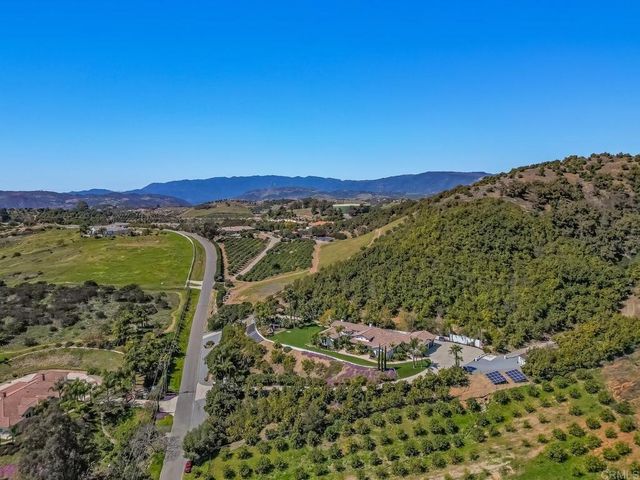 25120 Las Palmeras, Temecula, CA 92590