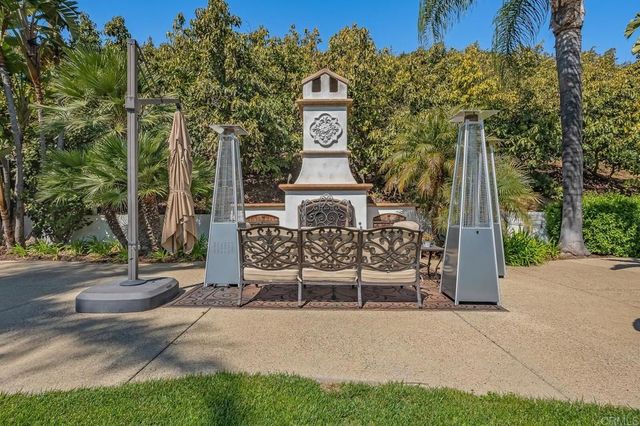 25120 Las Palmeras, Temecula, CA 92590