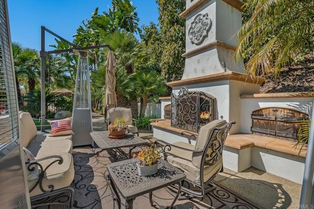 25120 Las Palmeras, Temecula, CA 92590