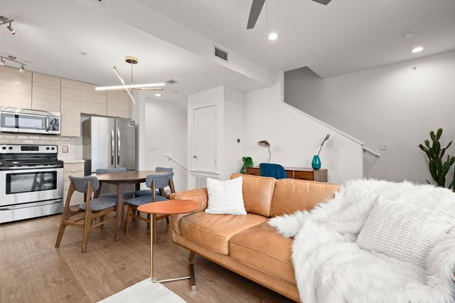 604 N Bluff DR 235, Austin, TX 78745