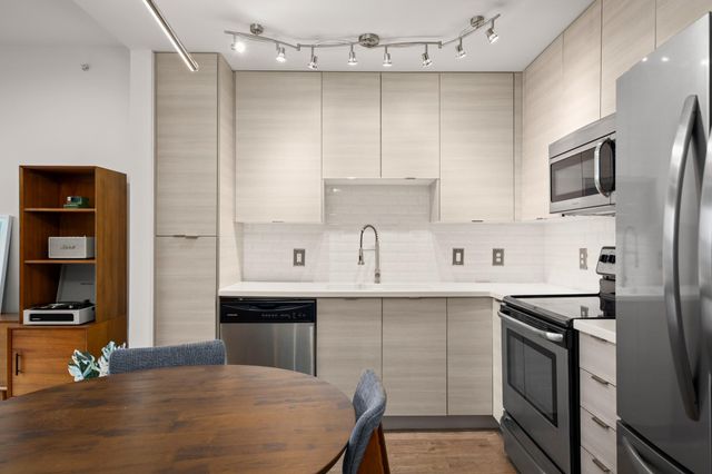 604 N Bluff DR 235, Austin, TX 78745