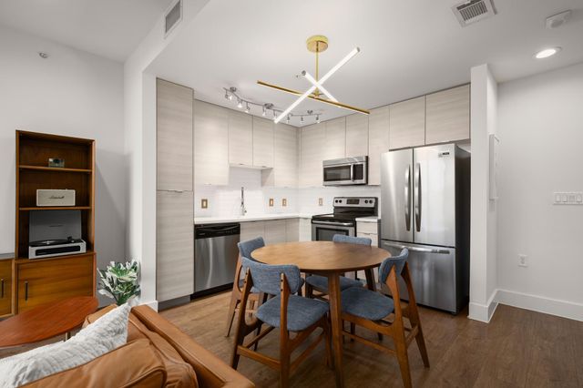 604 N Bluff DR 235, Austin, TX 78745