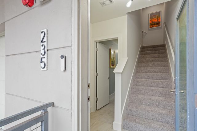 604 N Bluff DR 235, Austin, TX 78745