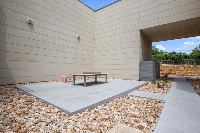 604 N Bluff DR 235, Austin, TX 78745