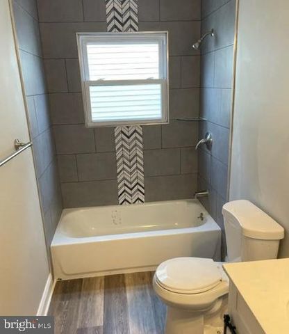 11 FOMAL CT, Blackwood, NJ 08012