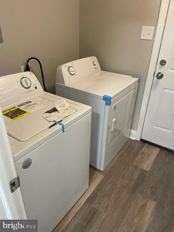 11 FOMAL CT, Blackwood, NJ 08012