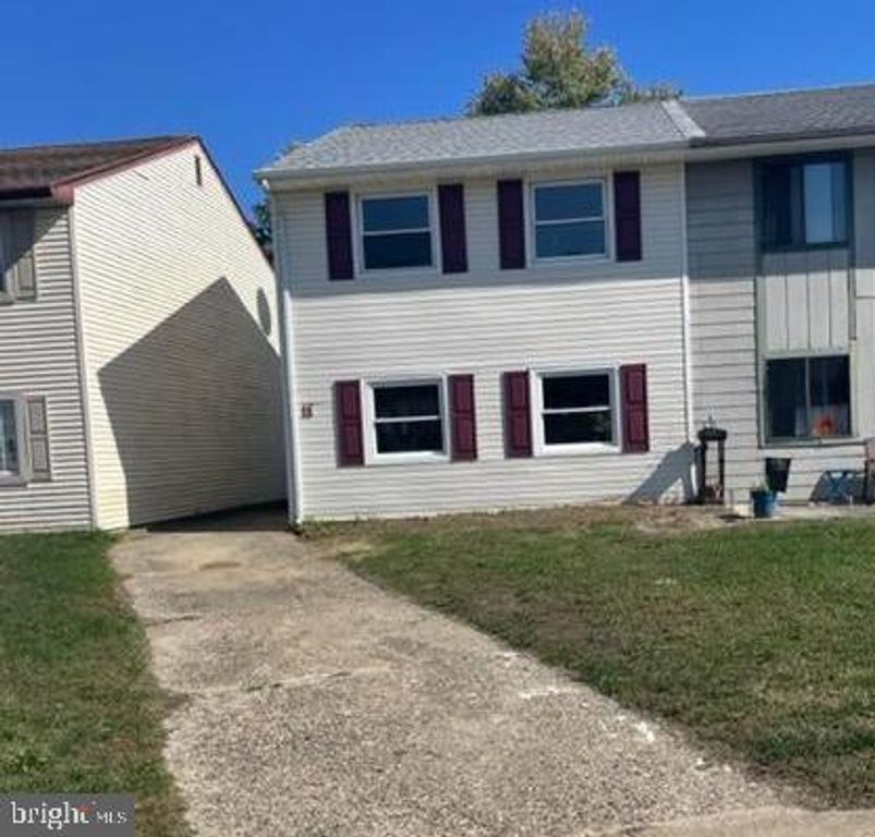 11 FOMAL CT, Blackwood, NJ 08012