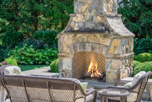 143 Oenoke Ridge, New Canaan, CT 06840