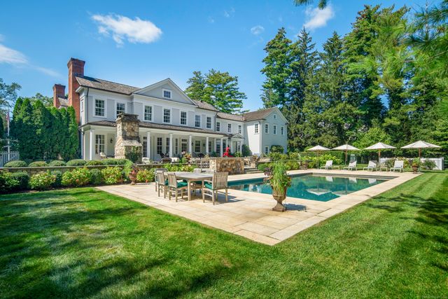 143 Oenoke Ridge, New Canaan, CT 06840