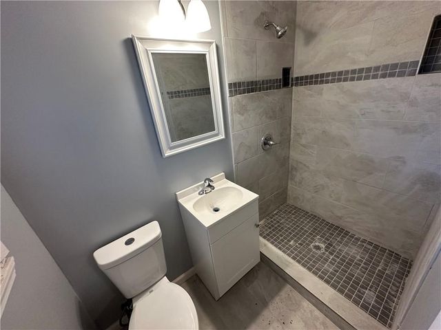 423 Center Circle, Conyers, GA 30094