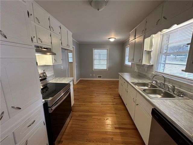 423 Center Circle, Conyers, GA 30094