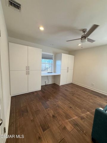 23400 Collins Street, Woodland Hills, CA 91367