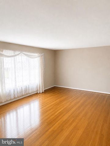 212 DAUNTLY ST, Upper Marlboro, MD 20774