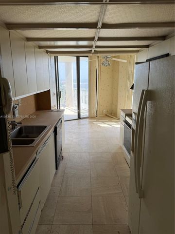 1000 Quayside Terrace 1807, Miami, FL 33138