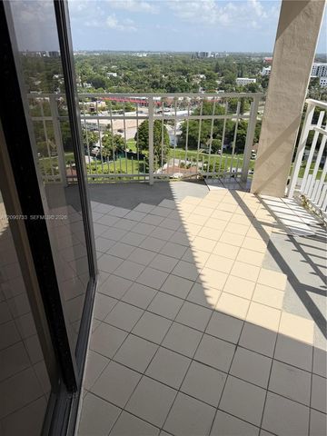 1000 Quayside Terrace 1807, Miami, FL 33138