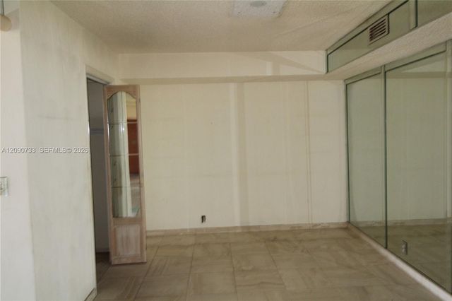 1000 Quayside Terrace 1807, Miami, FL 33138