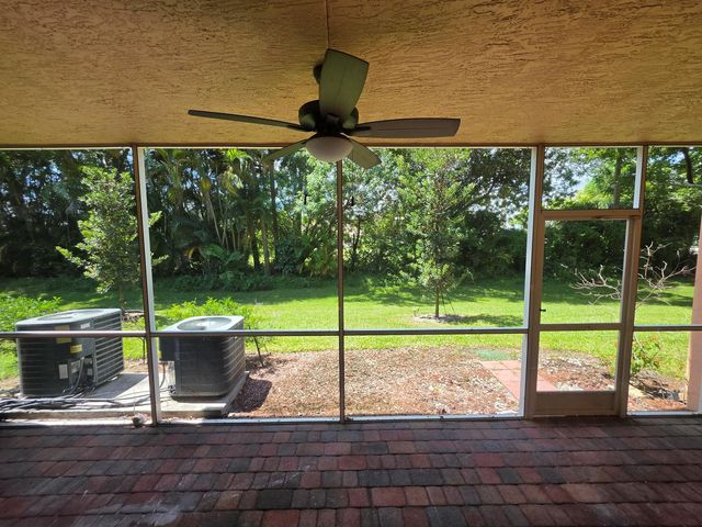6472 Azura Lake Road, Lake Worth, FL 33463