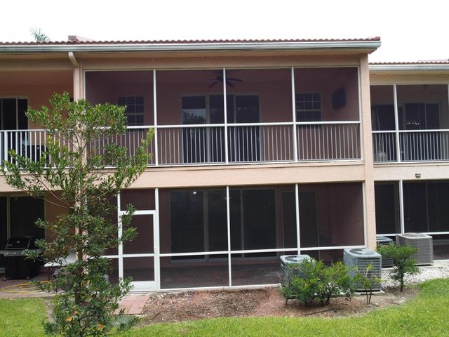 6472 Azura Lake Road, Lake Worth, FL 33463