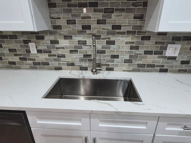 6472 Azura Lake Road, Lake Worth, FL 33463