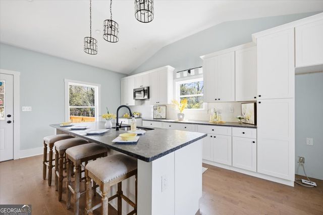 2371 Kensington Road, Macon, GA 31211
