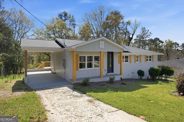 2371 Kensington Road, Macon, GA 31211