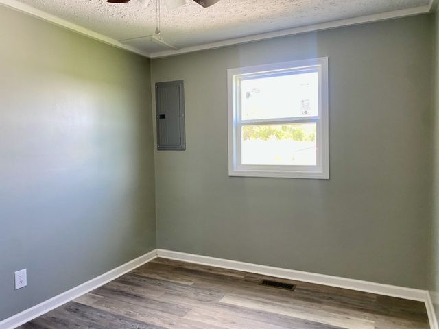 2471 Smartt Station Rd, Morrison, TN 37357