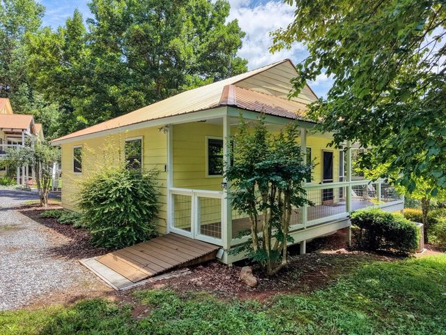 602+557 Hidden Pines Court, Hiawassee, GA 30546
