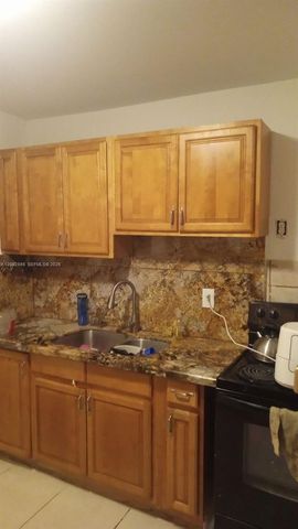 13845 NW 6th Avenue, North Miami, FL 33168