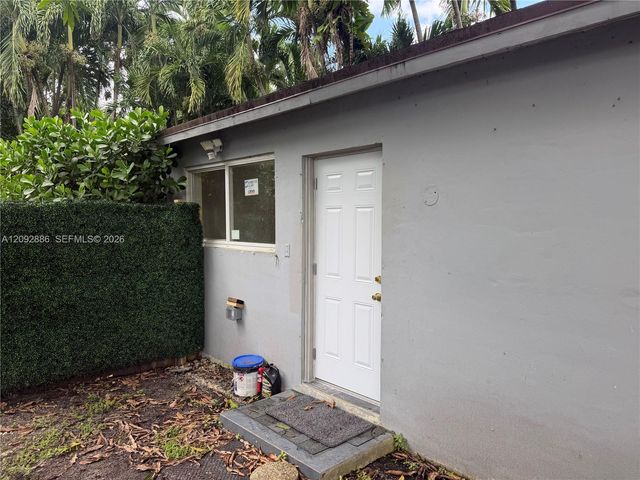 13845 NW 6th Avenue, North Miami, FL 33168