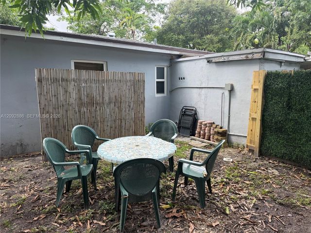 13845 NW 6th Avenue, North Miami, FL 33168
