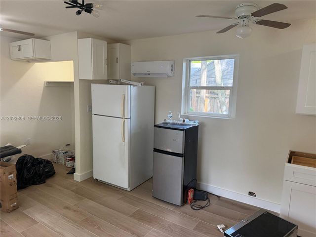 13845 NW 6th Avenue, North Miami, FL 33168
