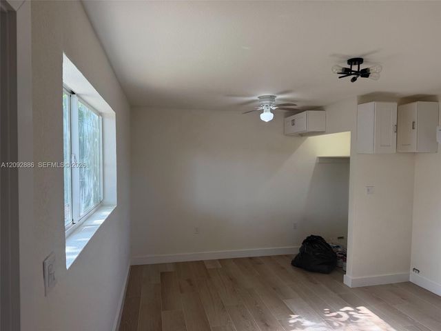 13845 NW 6th Avenue, North Miami, FL 33168