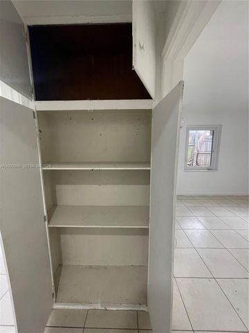 13845 NW 6th Avenue, North Miami, FL 33168