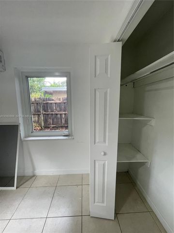 13845 NW 6th Avenue, North Miami, FL 33168