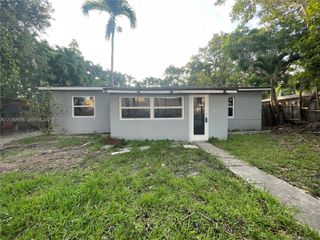 13845 NW 6th Avenue, North Miami, FL 33168