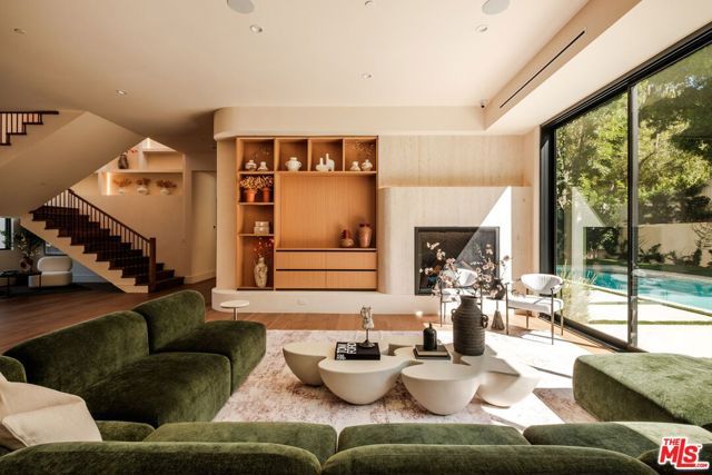 18100 Karen Drive, Los Angeles, CA 91356