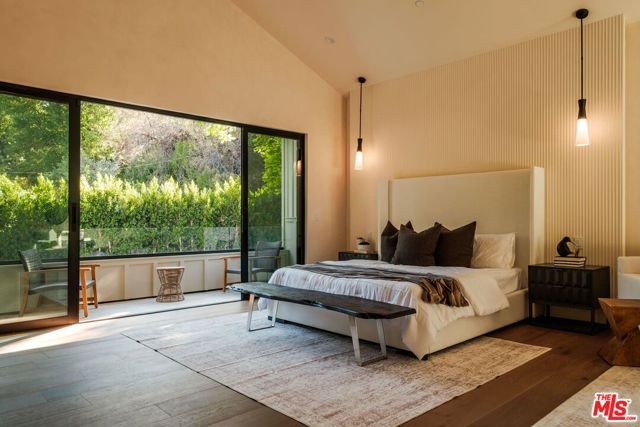 18100 Karen Drive, Los Angeles, CA 91356