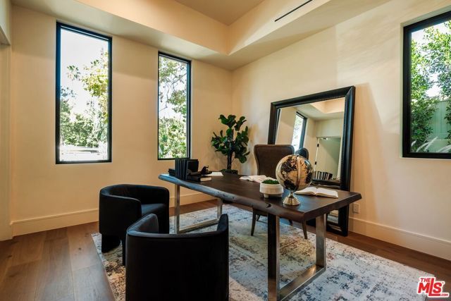 18100 Karen Drive, Los Angeles, CA 91356
