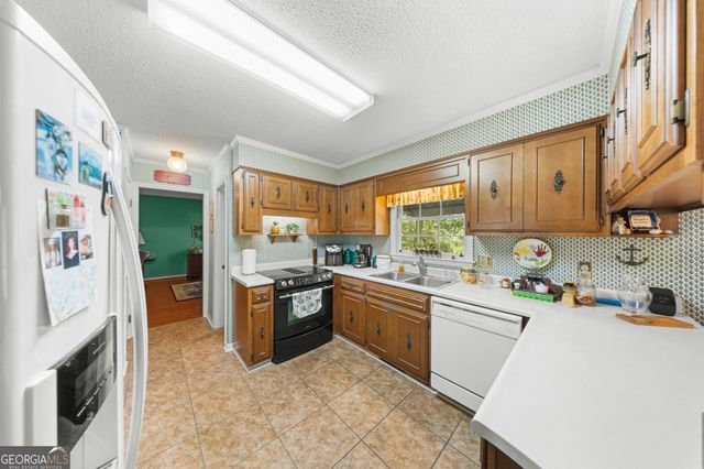 116 Elliswood Drive, Statesboro, GA 30458