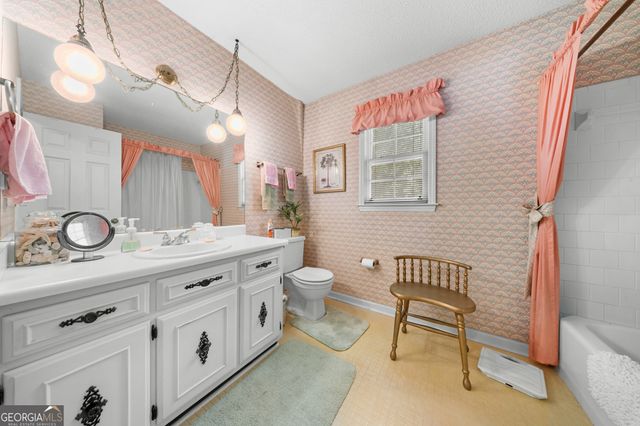 116 Elliswood Drive, Statesboro, GA 30458