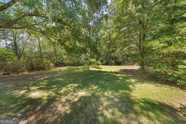 116 Elliswood Drive, Statesboro, GA 30458