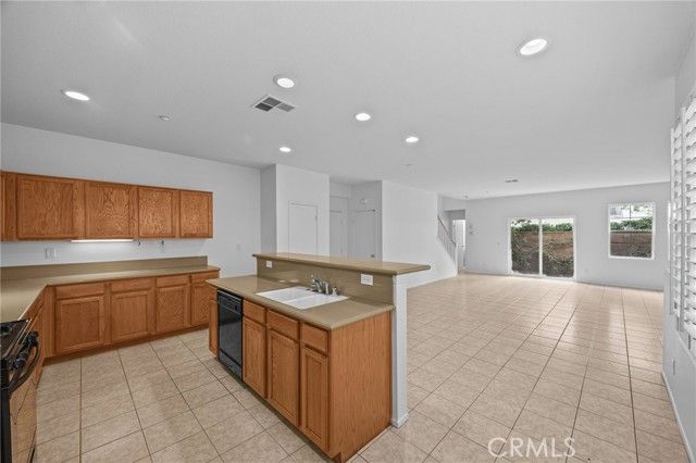 7353 Ellena West Unit 112, Rancho Cucamonga, CA 91730